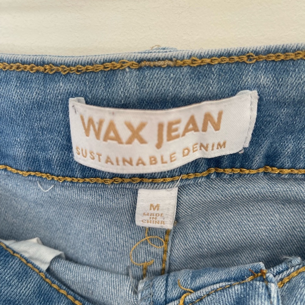 WAX Jeans Collection Cuffed Shorts Distressed Denim Size M 26 x 3 - Picture 4 of 4